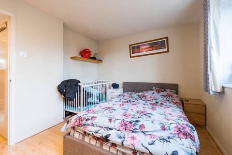 1 bedroom flat for sale, Telegraph Place, Isle Of Dogs, London, E14