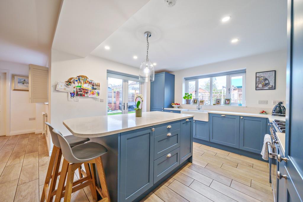 Kitchen / Dining Room