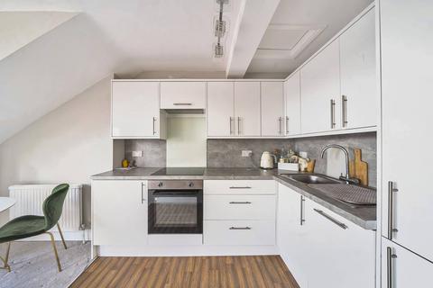 1 bedroom flat to rent, Goldhurst Terrace, South Hampstead, London, NW6