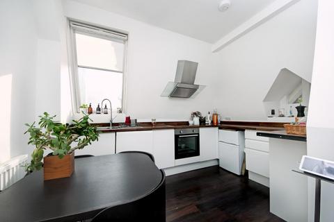 1 bedroom flat for sale, Boston Manor Road, TW8