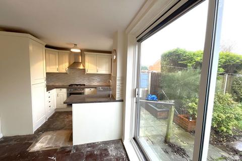 3 bedroom end of terrace house for sale, Clent View Road, Halesowen B63