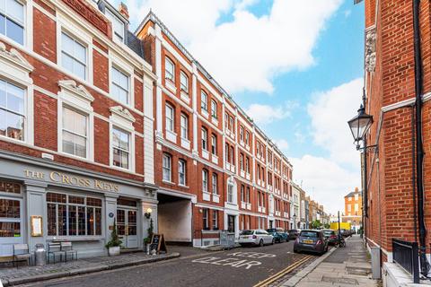 2 bedroom flat for sale, Kings Mansions, Chelsea, London, SW3