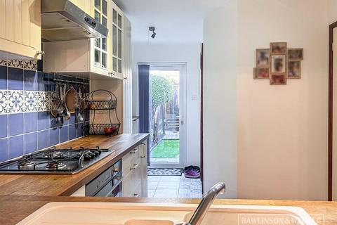 63 First Avenue, West Molesey, KT8 2QW