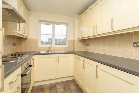 2 bedroom flat for sale, Green Close, Whitfield, CT16