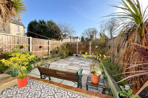 4 bedroom terraced house for sale, Westcliff-on-Sea SS0