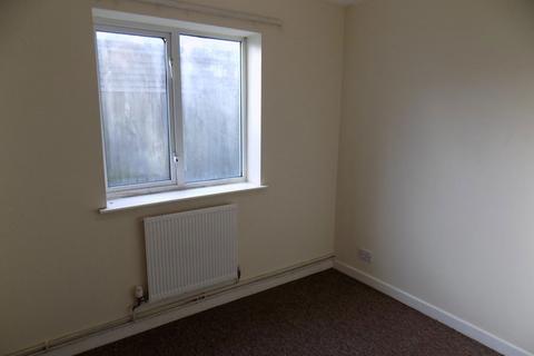 2 bedroom flat to rent, St Leger Crescent, St Thomas, Swansea, SA1 8EU