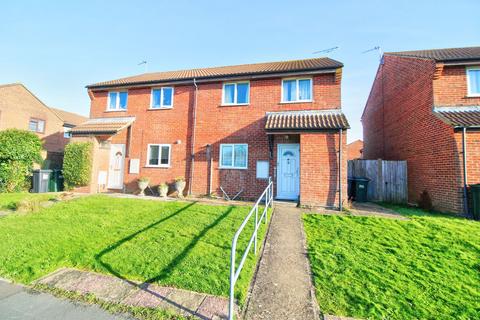 3 bedroom end of terrace house for sale, Larkspur Drive, Eastbourne BN23