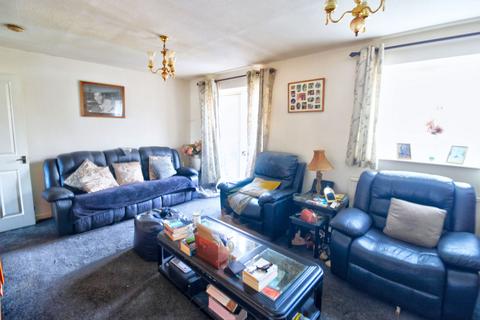 3 bedroom end of terrace house for sale, Larkspur Drive, Eastbourne BN23