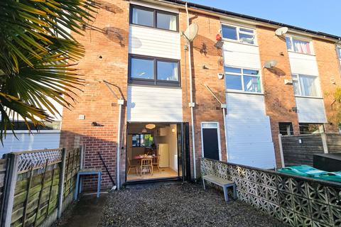 3 bedroom townhouse for sale, Dean Bank Avenue, Levenshulme