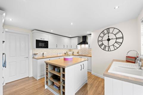14 Avion Close, Stoke-on-trent, ST3 7QP