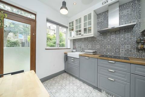 2 bedroom flat to rent, Edith Road, London W14