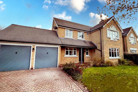 4 bedroom detached house for sale, Chapel Drive, Balsall Common, West Midlands, CV7