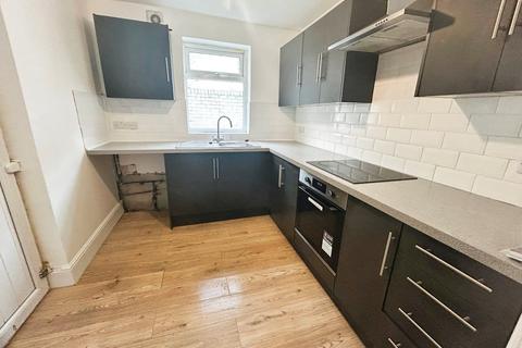 2 bedroom terraced house for sale, Alpha Street West, Salford, M6