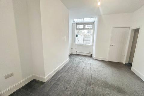 2 bedroom terraced house for sale, Alpha Street West, Salford, M6