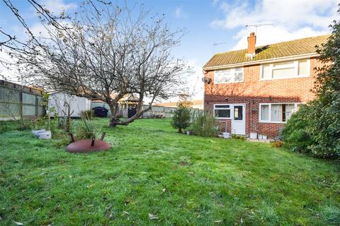 3 bedroom end of terrace house for sale, Selwyn Drive, Hampshire GU46