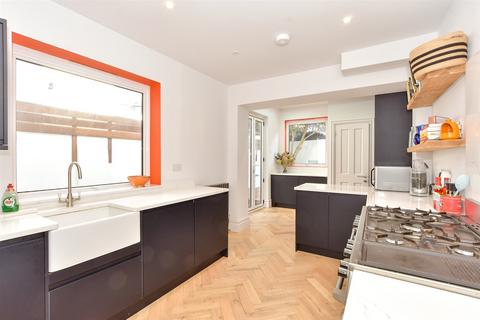 4 bedroom terraced house for sale, Brandon Road, Southsea, Hampshire