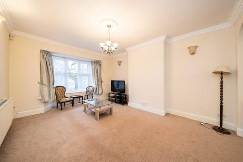 4 bedroom house to rent, Sutherland Grove, Wandsworth