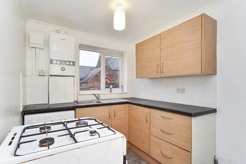 2 bedroom maisonette to rent, Ancaster Street London SE18