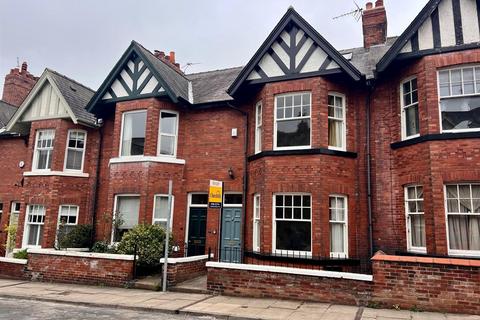 4 bedroom house to rent, Wentworth Road, York