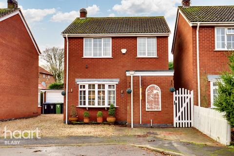 3 bedroom detached house for sale, St Peters Close, Lutterworth