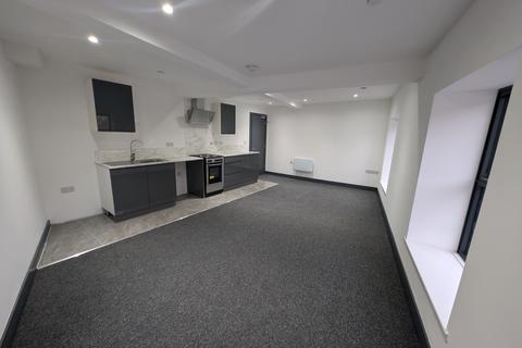 1 bedroom flat to rent, Commercial Street, Mountain Ash, CF45 3PP