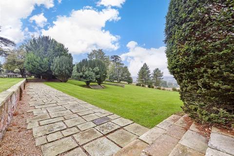 10 Hill Hall, Theydon Mount, Epping, CM16 7QQ