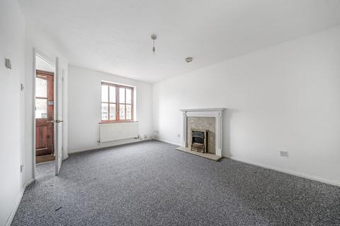 2 bedroom semi-detached house to rent, Hither Farm Road London SE3