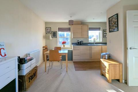 2 bedroom flat for sale, Samuel Courtauld Avenue, Braintree CM7