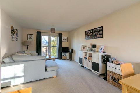 2 bedroom flat for sale, Samuel Courtauld Avenue, Braintree CM7