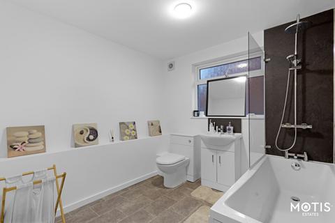 31 Gladstone Road, Folkestone, CT19 5NQ