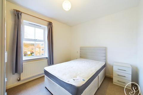 1 bedroom flat to rent, Charnley Drive, Leeds