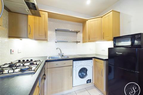 1 bedroom flat to rent, Charnley Drive, Leeds