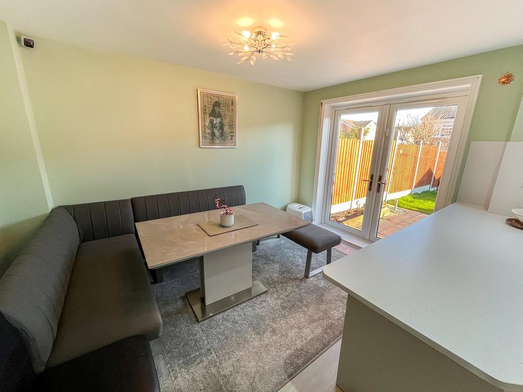 42 Staveley Way Kitchen Dining Room2 Brown and...