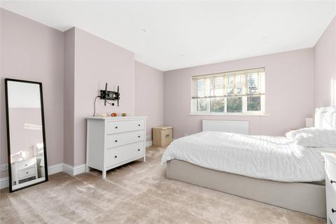 1, Highpoint School Road, Ascot, SL5 7AB