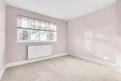 1, Highpoint School Road, Ascot, SL5 7AB