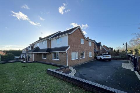 4 bedroom house for sale, Lodge Crescent, Hagley, Stourbridge