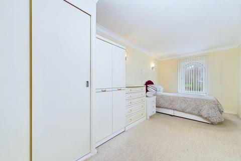 1 bedroom retirement property for sale, Stratheden Court, Market Street, Torquay