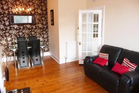 1 bedroom flat to rent, Royal Park Terrace, Abbeyhill, Edinburgh, EH8