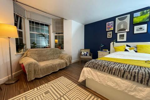 undefined, 18 Longman Road, S70