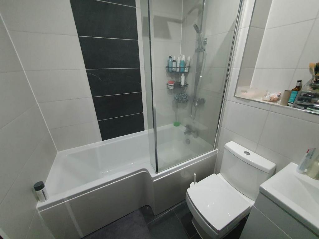 Bathroom (2)