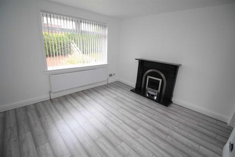 4 bedroom terraced house to rent, Finch Road Greenock