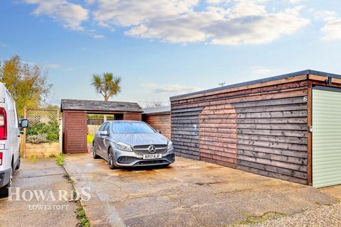 3 bedroom terraced house for sale, Oaklands Terrace, Kessingland