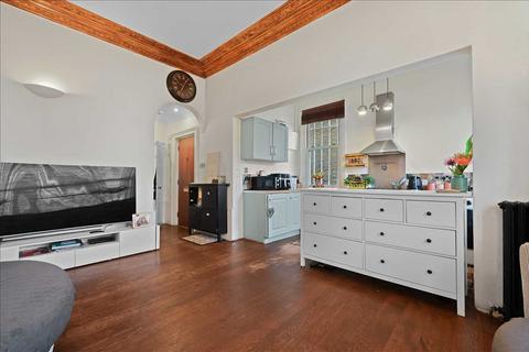 1 bedroom apartment for sale, Belmont Road, Wallington