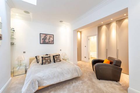 2 bedroom flat to rent, Onslow Gardens, South Kensington, London, SW7