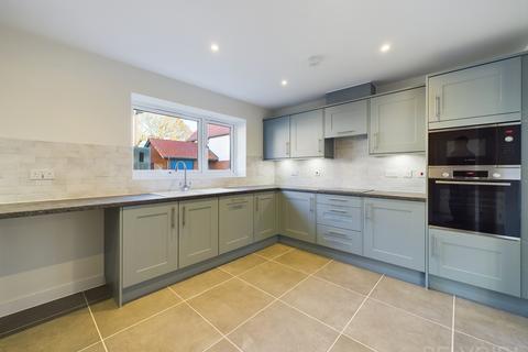 3 bedroom detached house to rent, Squirrel Lane, East Harling, NR16