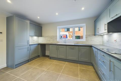 3 bedroom detached house to rent, Squirrel Lane, East Harling, NR16