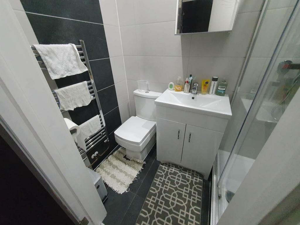 Shower Room Reverse