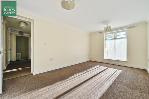 2 bedroom flat to rent, Pavilion Road, Worthing, West Sussex, BN14