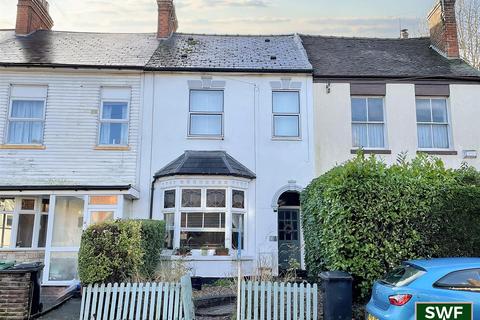 3 bedroom terraced house for sale, Clark Road, Compton