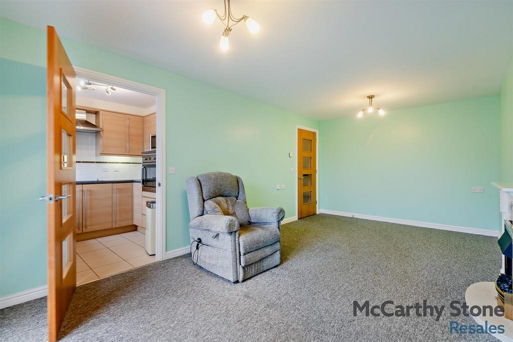 8629798-interior10-800.jpg